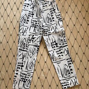 Joseph Ribkoff Abstract Print Capri Pants EUC